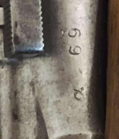 Number on bolt shroud.jpg